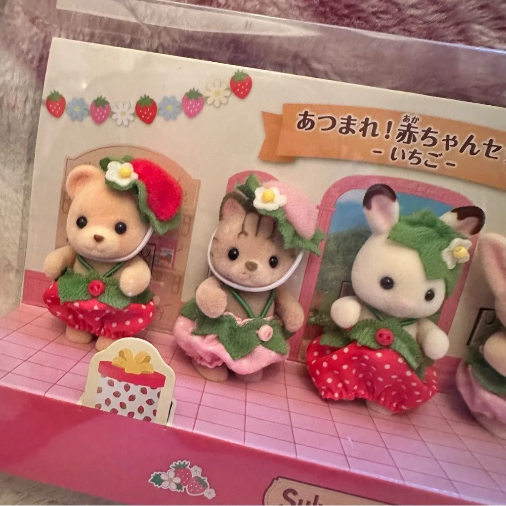 Sylvanian families calico critter strawberry set - Picture 2 of 4